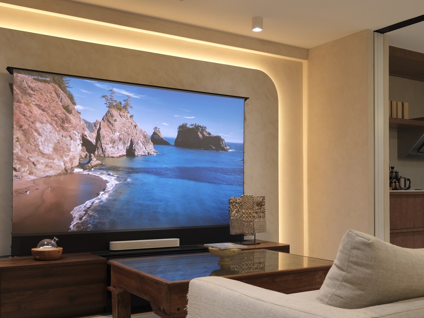 Living room, cove-lit screen wall, Santorini Lux, 148 Pasir Ris by Aura Design & Co.